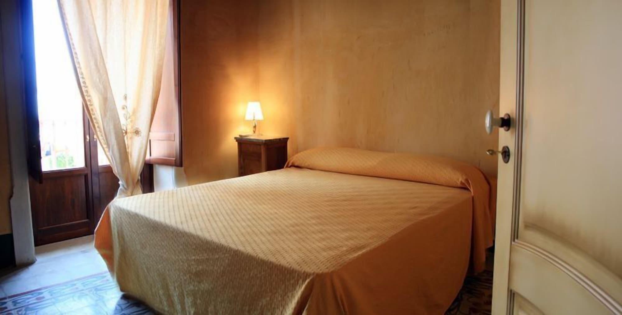 Antica Dimora San Girolamo Hotel Licata Luaran gambar